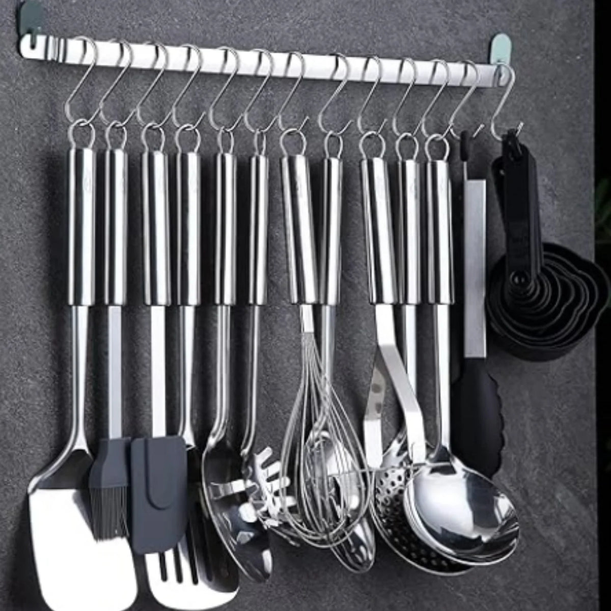 38 Piece Stainless Steel Kitchen Utensil Set with Utensil Holder Rack O939331