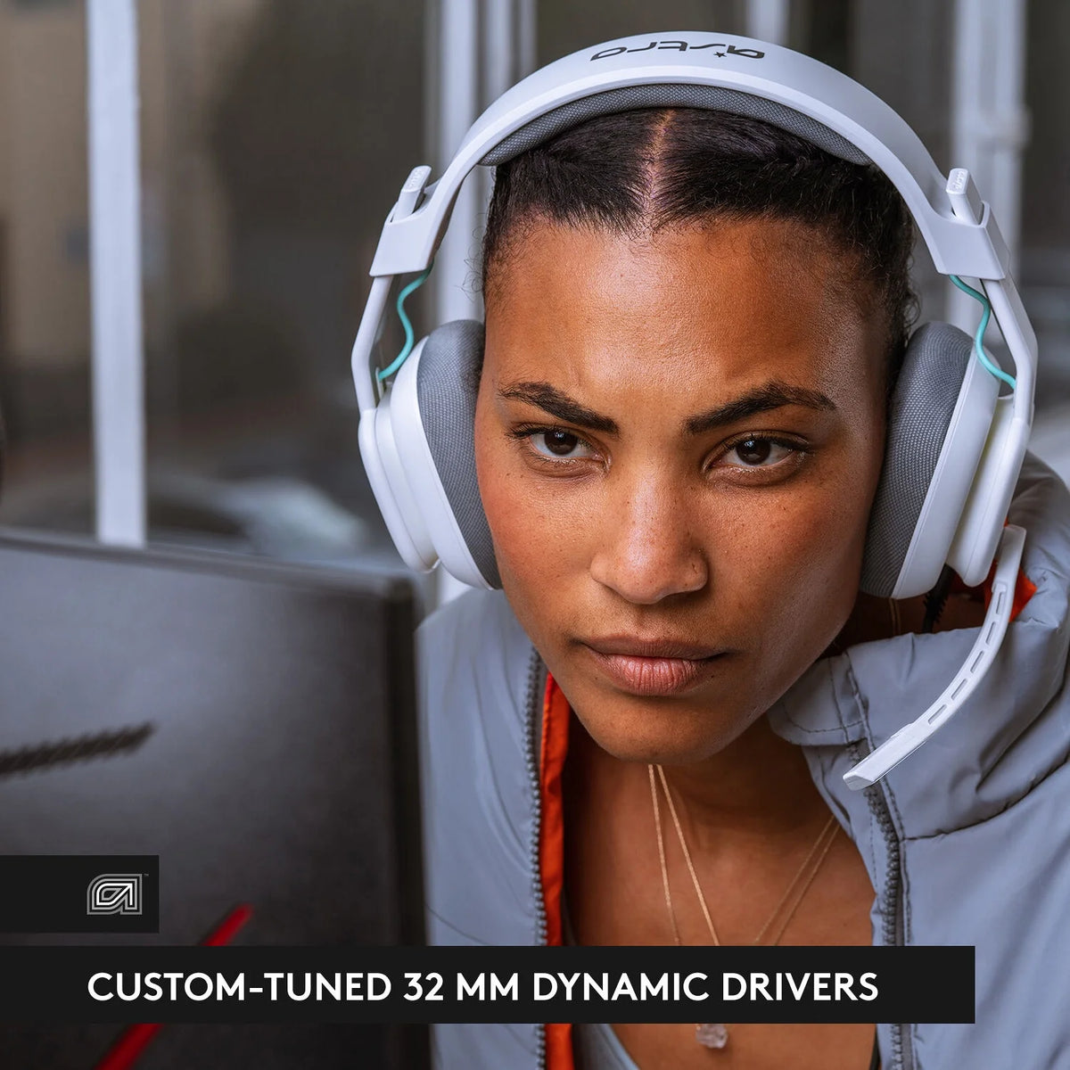White Wired Gaming Over-Ear Headset with Boom Microphone X462477