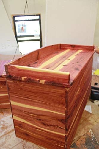 42" Cedar Storage Chest Z264937