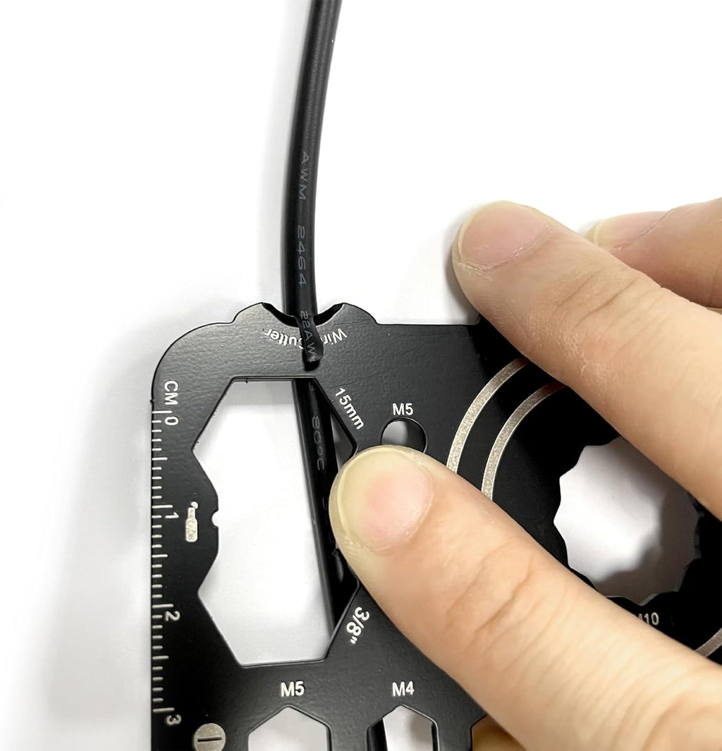 Outdoor Survival Card Multitool G819