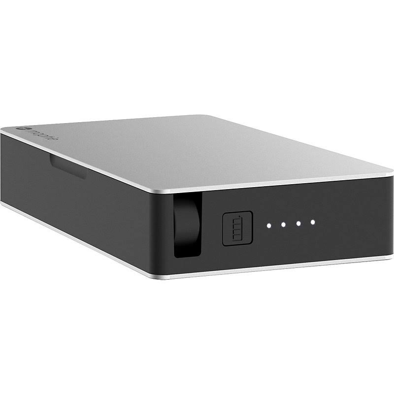 Powerstation Plus 3X Lightning D188364
