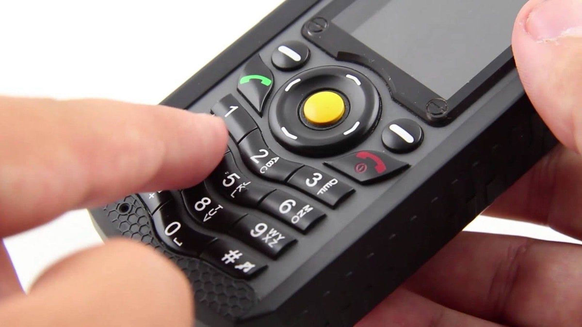 Black Unlocked GSM Dual SIM Phone IP67 J5492