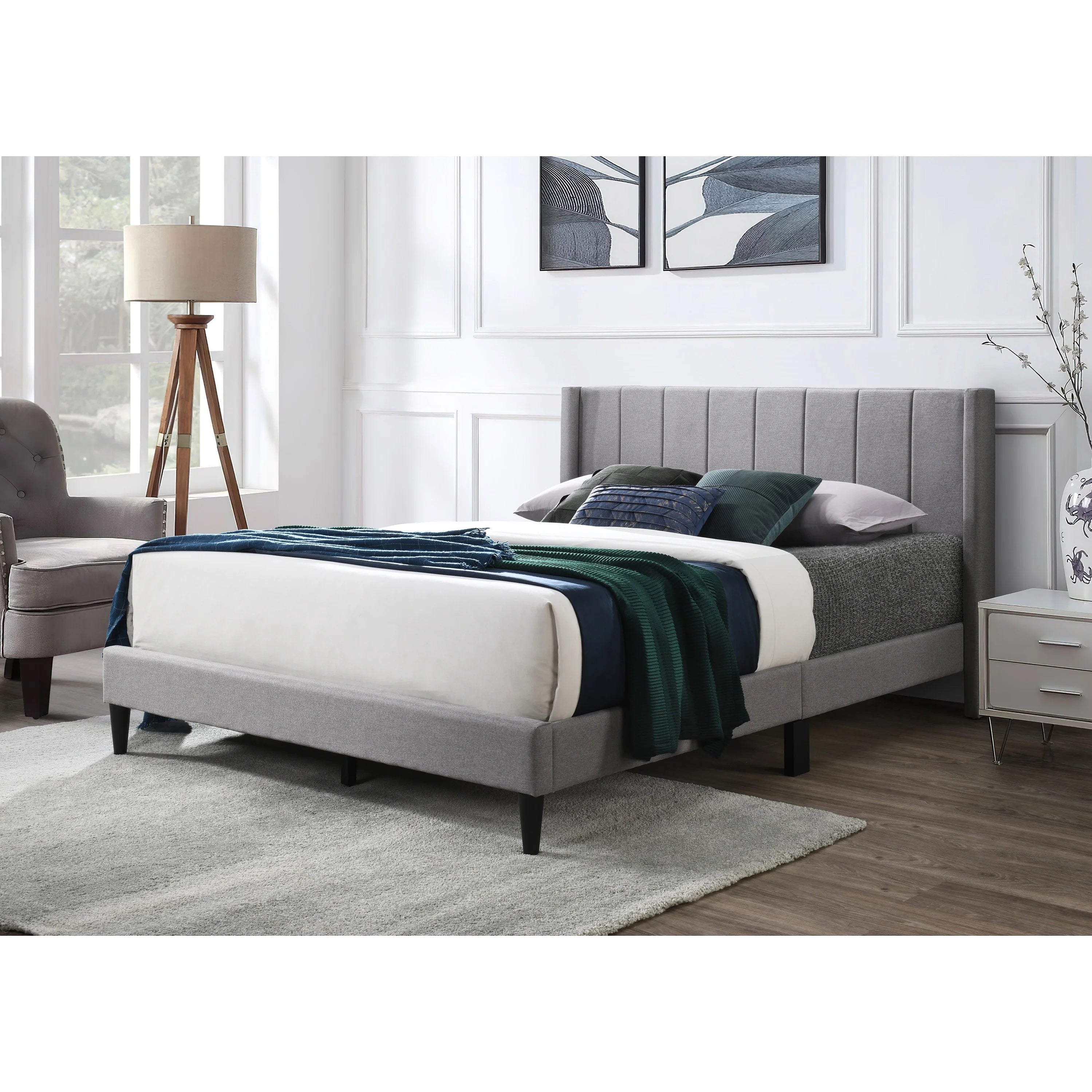 King Grey Linen Vertical Tufted Platform Bed E5003