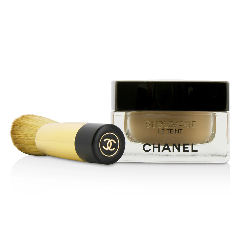 # 40 Beige Cream Foundation 30g O62447