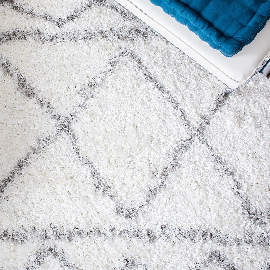 9' x 12' Ivory Grey Shag Area Rug X455386