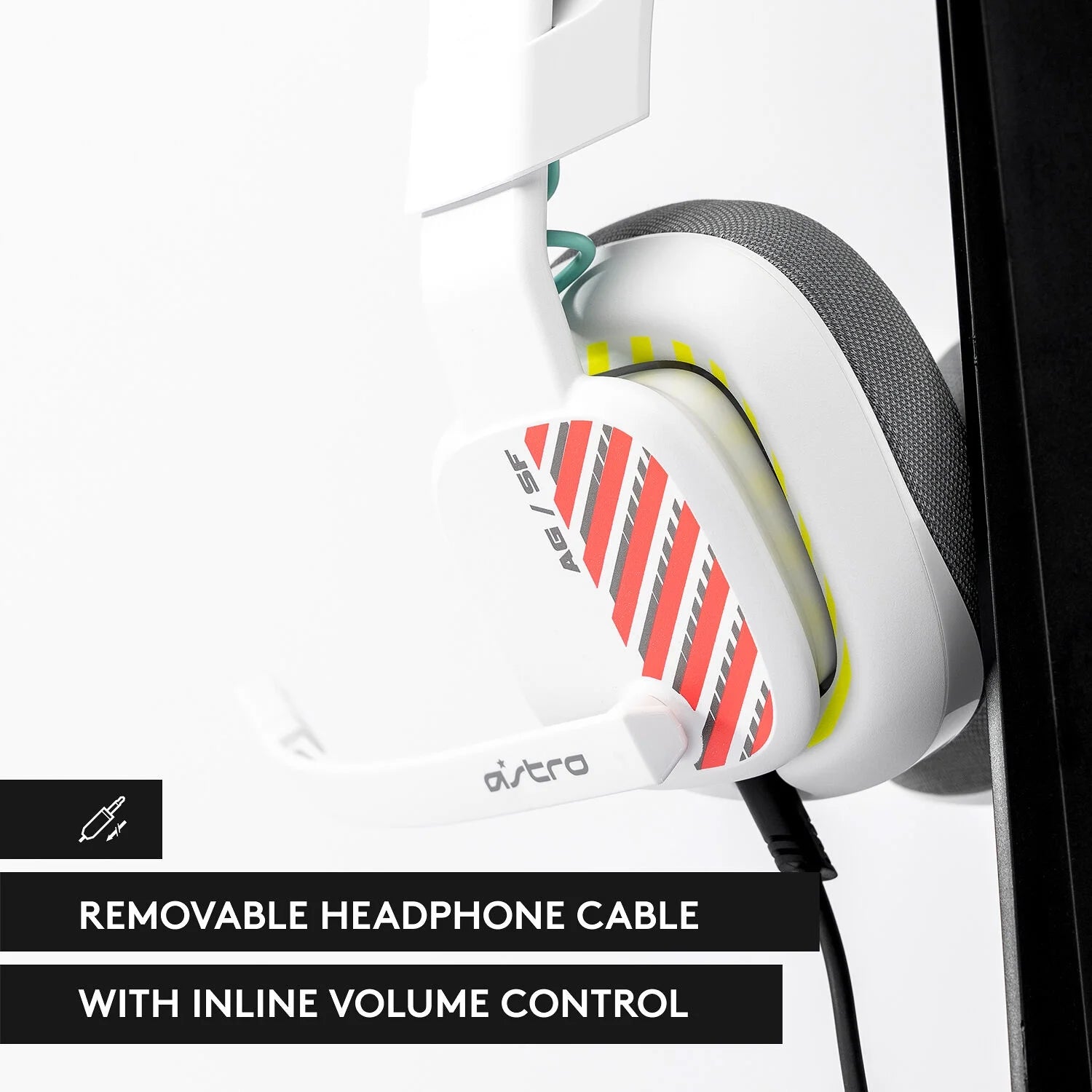 White Wired Gaming Over-Ear Headset with Boom Microphone X462477